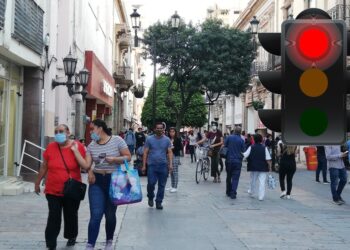 Guanajuato adelanta semáforo rojo a partir de Navidad