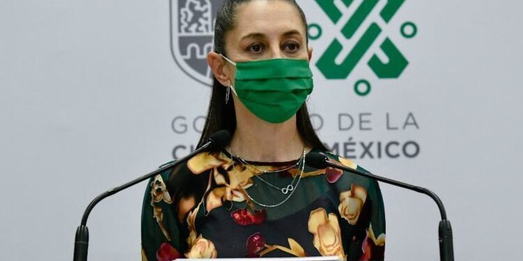 Se castigará a servidores por “colarse” a vacuna COVID: Sheinbaum