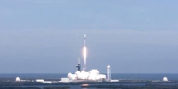 SpaceX lanza con éxito un Falcon 9 con carga para la Estación Espacial Internacional