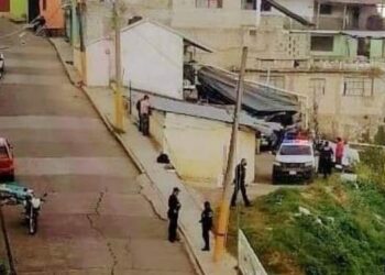 Madre e hija son halladas sin vida en una barranca de Puebla