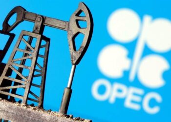 OPEP+ reducirá su producción de petróleo en febrero y marzo
