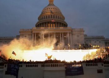 Trump fomentó violencia en el Capitolio con terroristas domésticos, acusa Biden