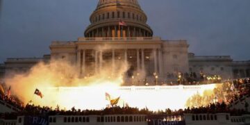 Trump fomentó violencia en el Capitolio con terroristas domésticos, acusa Biden