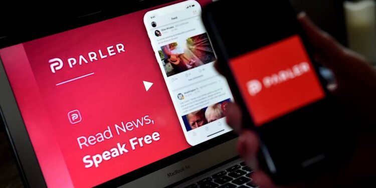 Apple, Amazon y Google bloquean red social Parler