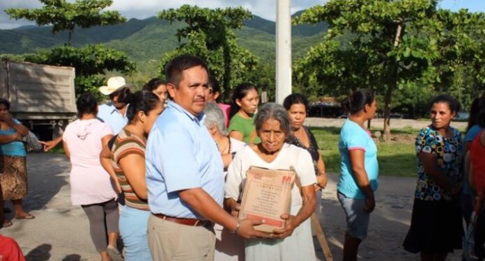 Sujetos armados asesinan al exalcalde de Aquila, Michoacán