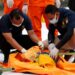 Localizan cajas negras de avión que cayó en Indonesia