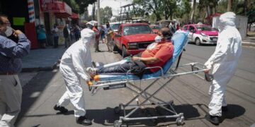 México suma 137 mil 916 muertos y 1 millón 588 mil 369 casos por COVID-19