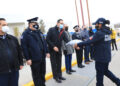 Alcalde reparte de uniformes y equipamiento a la policía