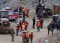 Socorristas detectan señales de vida de mineros atrapados hace una semana en China
