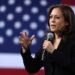Kamala Harris llama a los estadounidenses a ver más allá de la crisis