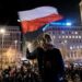 Polonia promulga prohibición casi total del aborto