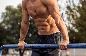 La rutina coreana para lograr un six pack de impacto