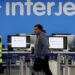 Trabajadores de Interjet amenazan con irse a huelga por falta de pago
