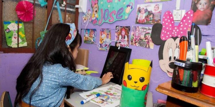 Reinician actividades 25 millones de alumnos de Educación Básica
