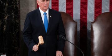 Trump critica a Pence por negarse a objetar la victoria de Biden