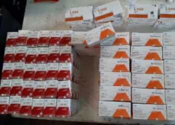 Frenan ingreso de medicamento controlado y cartuchos en la Aduana del AICM