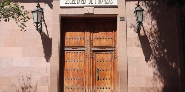 Finanzas pagará mas de 450 mdp de impuestos heredados a la Secretaría de Hacienda