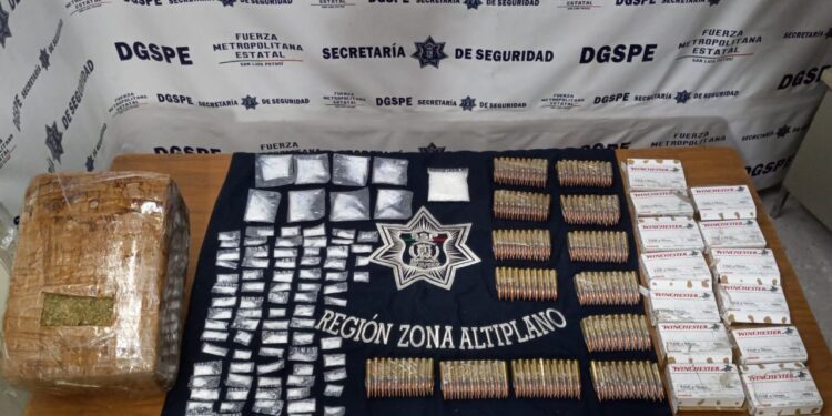 Decomisan en el Altiplano, droga y cartuchos útiles