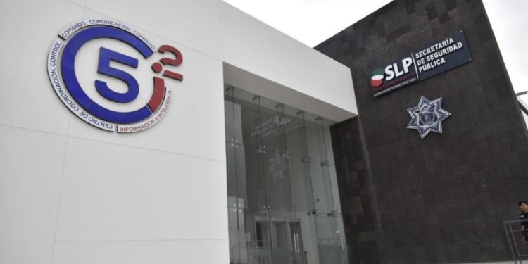 C5i2 capta a dos masculinos robando