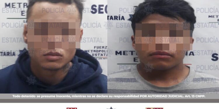 Detienen a dos sujetos acusados de disparar contra un hombre; se les aseguraron 10 dosis de cristal