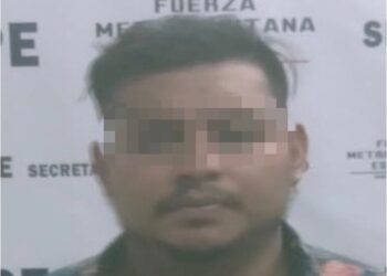 Sujeto fue detenido por conducir en estado de ebriedad; portaba un arma de fuego
