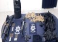 En Cerritos detuvieron a tres sujetos con armas largas y equipo táctico