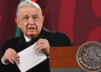 AMLO destaca el aumento del 71% del salario mínimo
