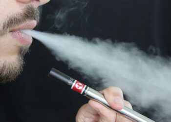 Es oficial, en el marco del Día Mundial sin Tabaco queda prohibida la venta de vapeadores y cigarros electrónicos