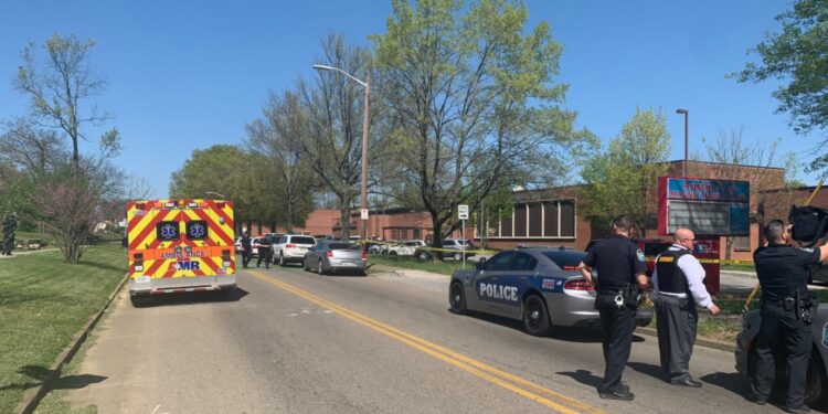 Otro tiroteo en escuela de Estados Unidos deja 1 muerto y 2 heridos