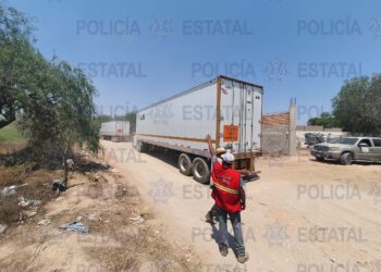Tras cateo, FGE y Policía Estatal aseguraron cajas de tráiler robadas con mercancía