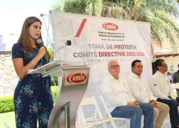 Constructores donan más de un millón de pesos al DIF