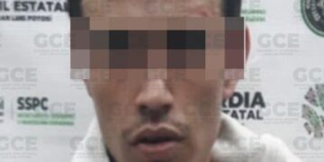 Detienen a hombre de 21 años por presunta posesión de arma blanca