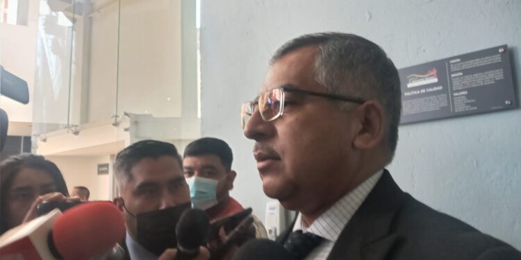 Fiscal anuncia que se iniciarán  más carpetas de investigación en contra de Xavier Nava Palacios