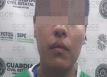 Detienen a hombre por presunta posesión de droga y un arma en Soledad de Graciano Sánchez