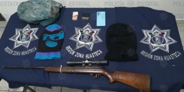 Policías Estatales arrestaron a hombres con armas de fuego en la Huasteca