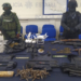 Policía Estatal y Ejército decomisaron arsenal de armas y drogas en Villa de Arista
