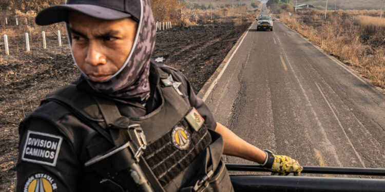 Elaboran mapa del narcotráfico en México: Existen 12 cárteles en guerra por el territorio