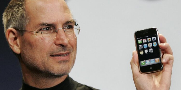 El iPhone cumple 15 años: así se veía el iPhone del 2007