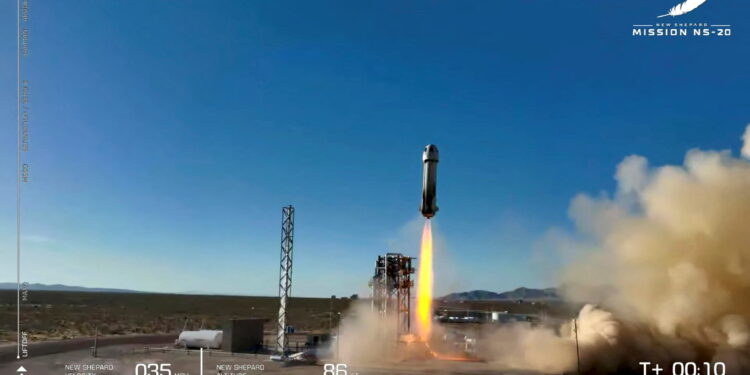 ¡Oficialmente! Katya Echazarreta se convirtió en la primera mexicana en viajar al espacio