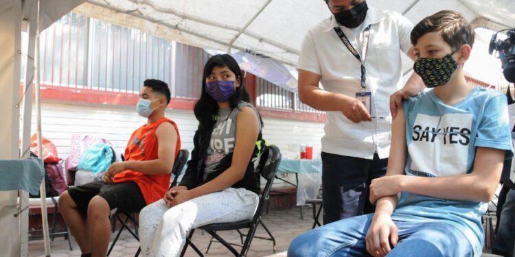 México iniciará vacunación de niños de 5 a 11 años contra la covid-19