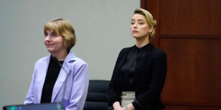 Amber Heard sin dinero para pagar la indemnización a Johnny Deep