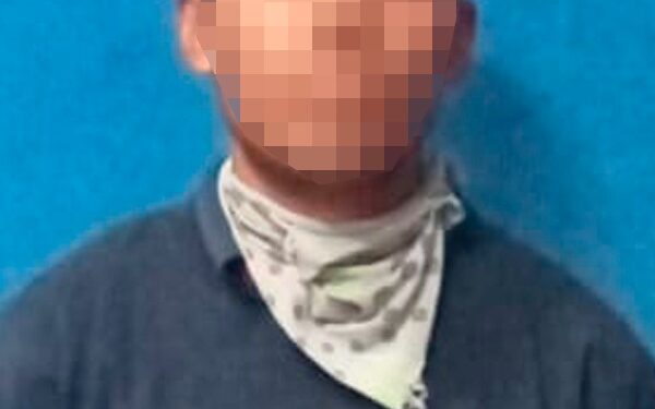 Con cachimba y moto con reporte de robo detienen a dos sujetos en Av. Chapultepec
