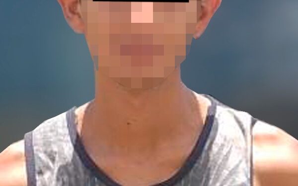 Detienen a hombre por dañar un vehículo en el Barrio de Tlaxcala
