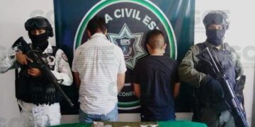 Detienen a presuntos integrantes de una organización delictiva con 38 dosis de droga en Cd. Valles