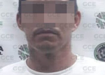Detienen a tres personas que tripulaban vehículos con reporte de robo