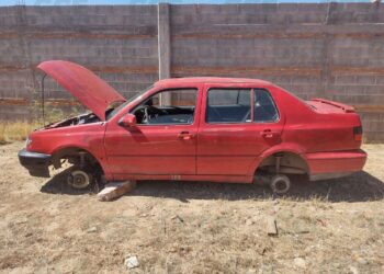Guardia Civil Estatal localiza camioneta y vehículo con reporte de robo