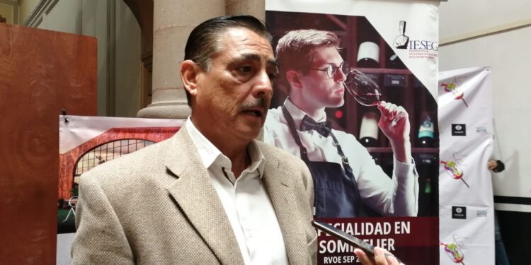 Preocupa que el Gobierno Federal siga subsidiando la gasolina: Héctor D’Argence