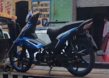 Sujeto es detenido por posesión de una moto robada y dos réplicas de arma de fuego