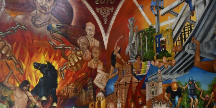 Secretaría de Turismo diseña programa de visitas guiadas gratuitas a Palacio de Gobierno