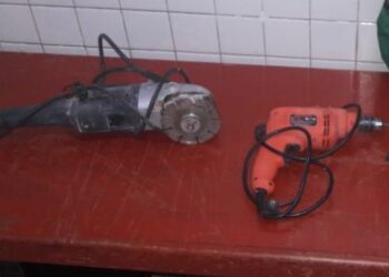 Caen tres rateros de casa habitación en la colonia Jacarandas